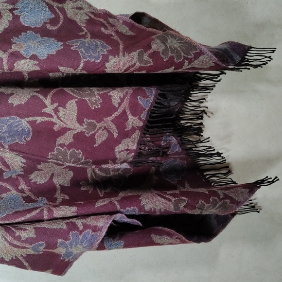 12190 Accessory Street burgundy, blue & tan sweater knit poncho O/S - Picture 4 of 9